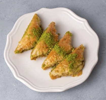 Kat Kat Emek 1000 Gr Fıstıklı Şöbiyet